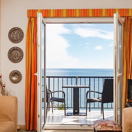 Apartment Fuer 4 Personen Ca 80 Qm In Nerja, Andalusien Costa Del Sol Nerja